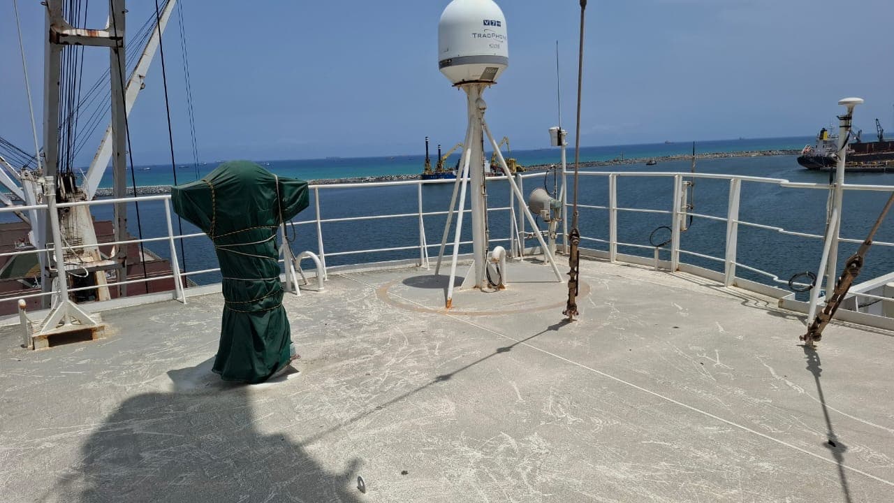 JD Marine team inspecting operations